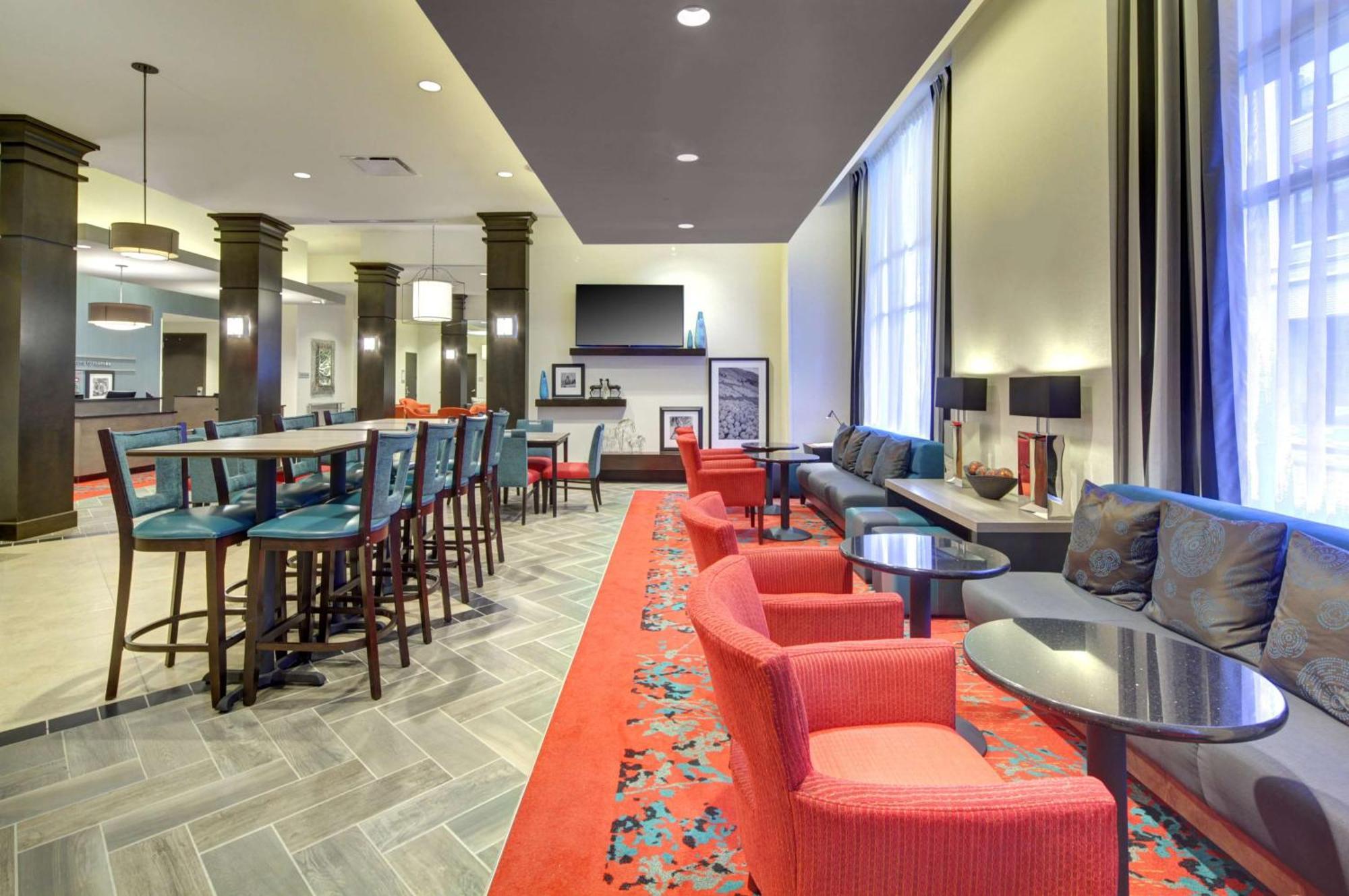 Hampton Inn & Suites - Roanoke-Downtown, Va Exteriör bild